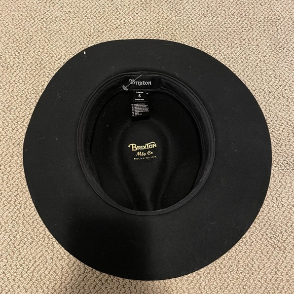 Hat - Picture 3 of 3